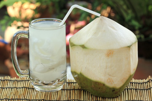 do-you-know-what-happens-if-you-drink-coconut-water-for-7-days-on-empty-stomach