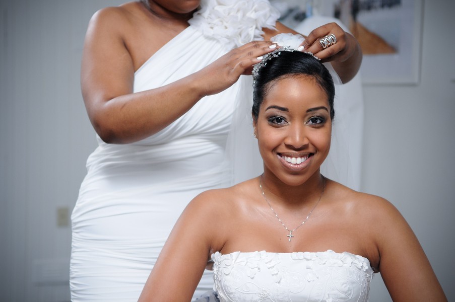 montauk-new-york-african-american-real-wedding-trendy-bride-16