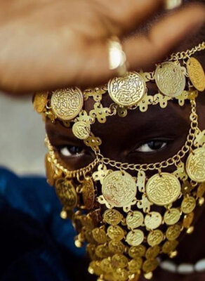 #HOTSHOTS: Mame Anta Wade Stuns In Fabulous Jewelry Editorial Highlight Senegalese Royalty