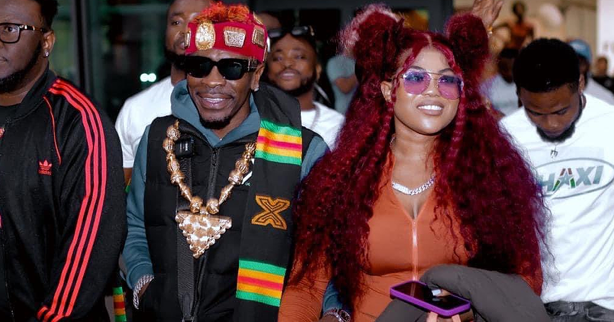 VIDEO Shatta Wale Executes An Amazing Performance In Kente At The 13th