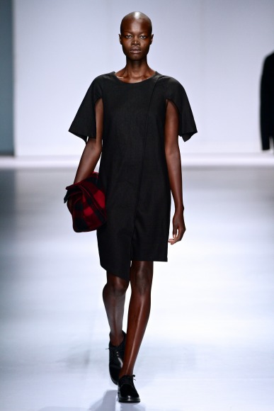 Adriaan Kuiters  mercedes benz fashion week joburg 2014 african fashion fashionghana (9)