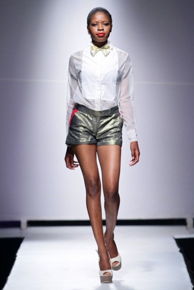 Caileigh Colleen  Zimbabwe Fashion Week 2013 (4)