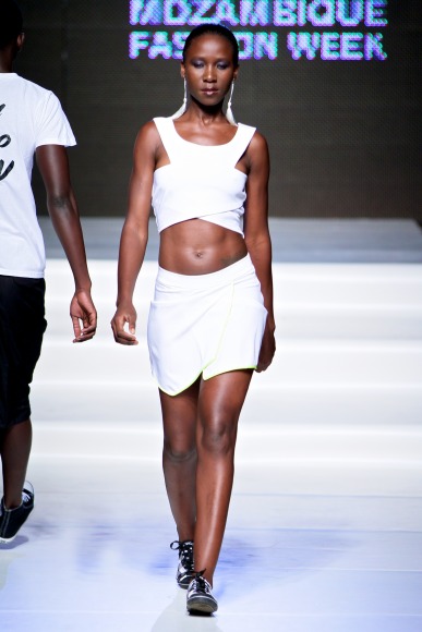 Carla Parente  Mozambique Fashion Week 2013 FashionGHANA African fashion (7)