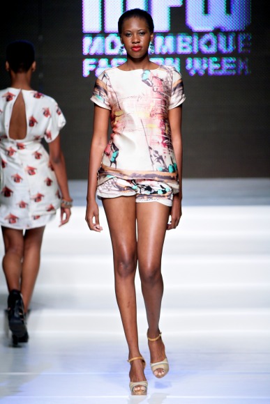Julia Mpoko Mozambique Fashion Week 2013 FashionGHANA African fashion (3)