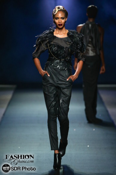 Suzaan Heyns mercedes benz fashion week joburg 2015 african fashion (22)