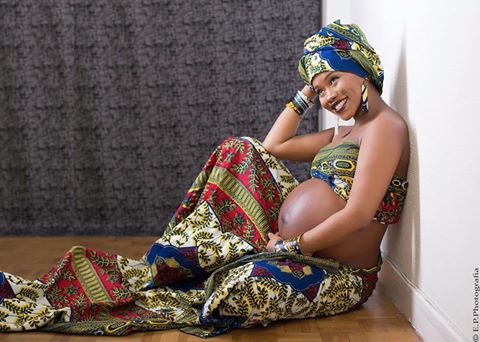beautifully pregnant african woman (1)